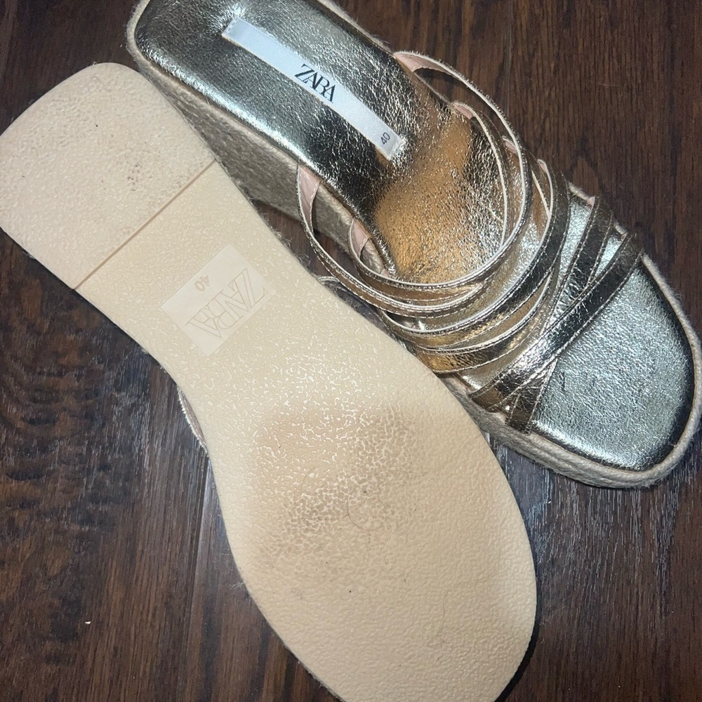 Never worn - Picture 4 of 4
